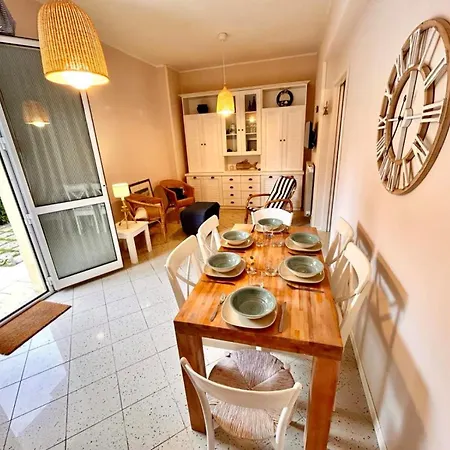 Apartament Trilo Marche A *